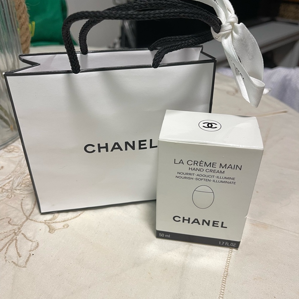 CHANEL La Crème Main Hand Cream | 50 ml